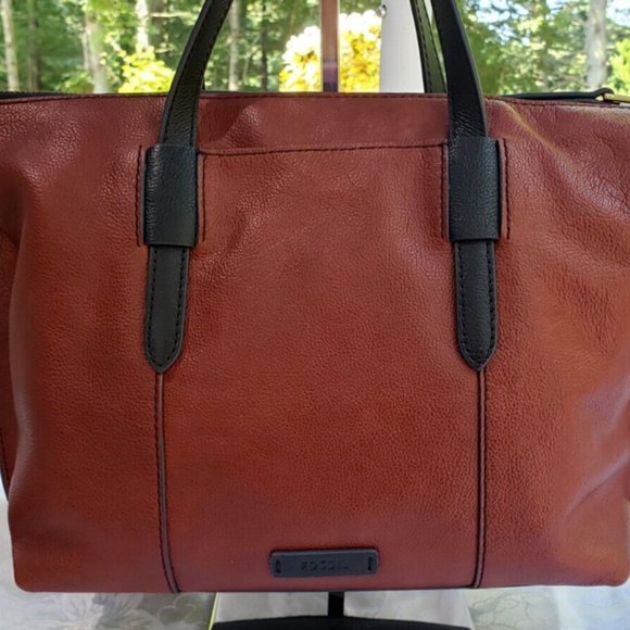 Black and Brown Fossil Skylar Satchel Crossbody, EUC main image 5